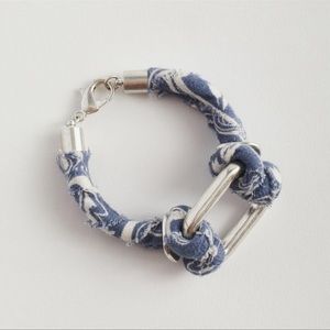 Bandana buckle bracelet